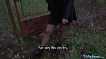 Public Agent Stood up Hottie Gets Fucked anyway