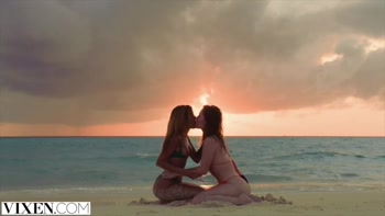 VIXEN Jia Lissa begins her erotic journey with Agatha Vega