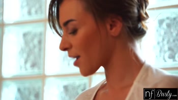 Josephine Jackson's Sensual Massage Turns to Steamy Sex