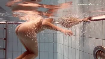 Russian Teen (18+) Goddess Paulinka Bares All Underwater