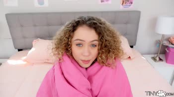 Blonde Bombshell Allie Addison & Brunette Beauty Scarlett Hampton: Tiny Dicks Stretched to the Limit