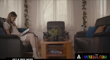Amirah Adara & Tiffany Tatum: Sizzling Teen (18+) Lesbians in 69 Frenzy
