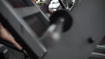 Fast Gym Pickup: Fitness Model DianaWellness's Raunchy Workout Tryst