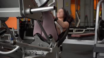 Fast Gym Pickup: Fitness Model DianaWellness's Raunchy Workout Tryst