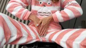 HotiMary's Pajama Perfection: Petite Babe's Masturbatory Orgasm