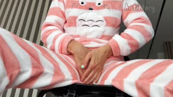 HotiMary's Pajama Perfection: Petite Babe's Masturbatory Orgasm