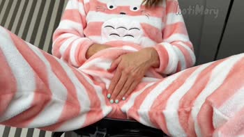 HotiMary's Pajama Perfection: Petite Babe's Masturbatory Orgasm