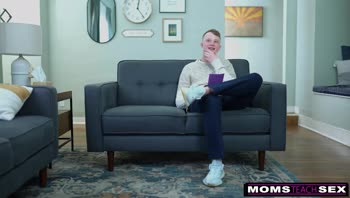 Jennifer White's Stepmother's Day Surprise: Mom's Hungry for Hard Cock
