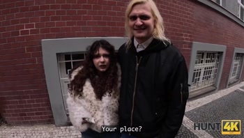 HUNT4K. Shy 1 jerks a Stranger's Dick