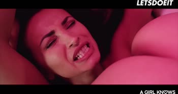 Selvaggia Tames Alyssia Kent in Sizzling Lesbiian Domination