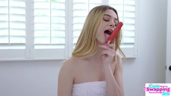 Best of Blondes Cum Swapping Sis Collection