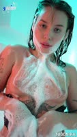 DO ARTSI's Sultry Blowjob in a Jacuzzi