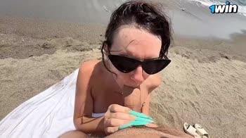 Sultry Stranger's Beachside Blowjob: BIDI6669's Nude Adventure