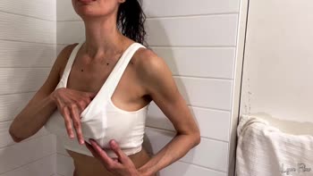 Lyna Fleur's Steamy Shower Reveal: Flawless Medium Tits in White