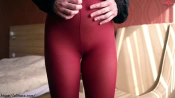 ASMRBabe's Sensual Pantyhose Temptation: Dildo Orgasms and Foot Fantasies