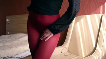 ASMRBabe's Sensual Pantyhose Temptation: Dildo Orgasms and Foot Fantasies