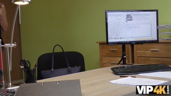 VIP4K. La figlia milionaria non può pagare le tasse e ha bisogno di un pres