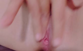 Hinami_148cm - Hinami's Creamy Close-Up: Squirting Solo Orgasm