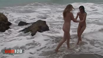 Blonde Clara and Brunette Barbara Slammed Hard on Beach