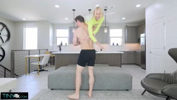 Pixie Spinner Slut Gets Her Cunt Stretched Wide Open