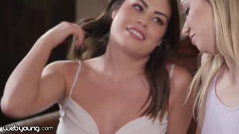 Veronica Valentine - Veronica & Marykate's Steamy Lesbian Encounter