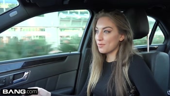 Jessie Wylde's Sizzling POV Blowjob in Public