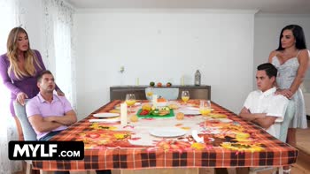Juan El Caballo Loco - Stepson's Thanksgiving Wish: Four Mommies and a Foursome