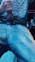LatinoScogiendo Satisfies Himself at Work with Massive Cock