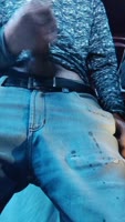 LatinoScogiendo Satisfies Himself at Work with Massive Cock