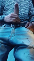 LatinoScogiendo Satisfies Himself at Work with Massive Cock