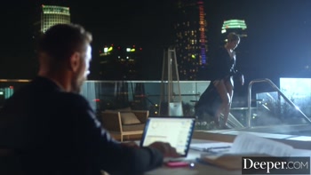 Deeper. Gorgeous Gold Digger Is Seduced By Boyfriend's Dad
