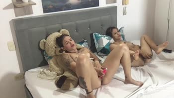 SandyTeillor's Teen (18+) Orgasms: Hot Blonde Amateurs Exposed