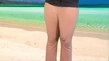 Lucas Nathan King's Monster Cock Flash Delights Beachgoers