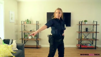 My Step Mom Is a Cop - S12:e10