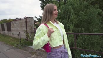 Sultry Babe Craves Fat Cock in Public
