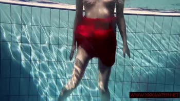 Lucie's Sizzling Underwater Solo Debut