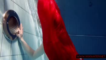 Lucie's Sizzling Underwater Solo Debut