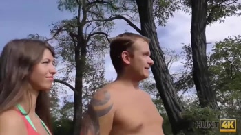 HUNT4K. Cash makes pretty babe ready for blowjob and anal in park