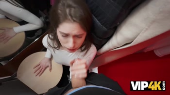 VIP4K. Hunter picked up a girl on the street