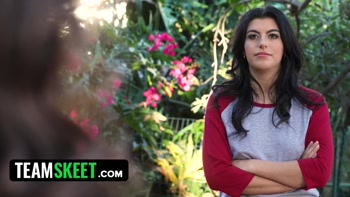 Stepbro's Secret: Step Sis Aubree Ruins His Marriage