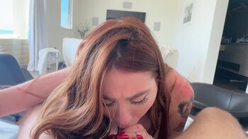 Rosie Rider's Beachy Raw Affair: Stranger Turns Out to be a Pawg Perfection