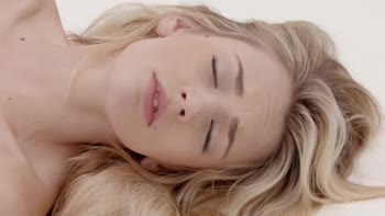 Blake Eden's Ibiza Orgasm: Solo Bliss with Favorite Toy