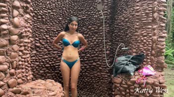 Katty West's Sizzling Beach Quickie: Public Lust Ignites