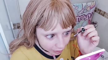 Nina-Boo's Teenage Glamour: Mascara Makeover