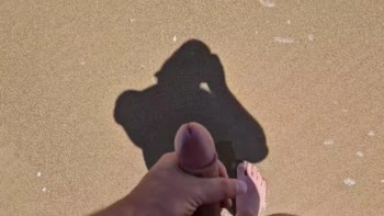 HottPussy118's Public Dickflash on Sunny Beach