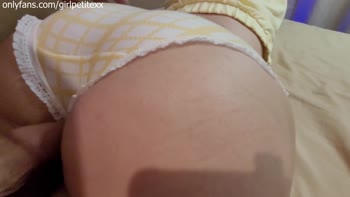 Stepsister's Curvy Pawg Teases in Cute Panties