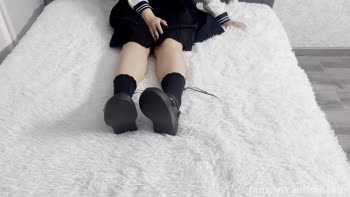 Yaorenneko's Japanese Uniform Seduction - Sizzling Handjob & Foot Play