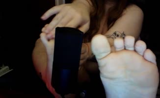 Cutestickypaws' Feet Frenzy: Sweet Soles & Cum Shower