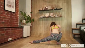 Sweetie Plum's Sultry Solo: Deep Dildo Delight