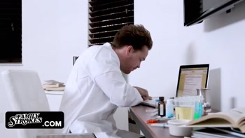 Family Strokes -Science Guy Makes His Fit Stepsis And Stepmom Bend Over The Kitchen Counter And Fuck